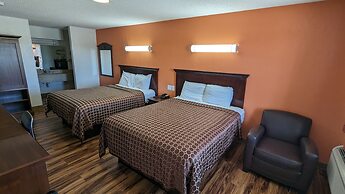 Hillcrest Inn & Suites