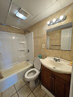 Skyview Manor Motel
