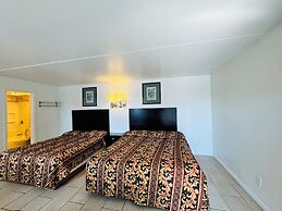 Skyview Manor Motel
