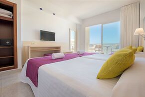 Moon Dreams Coral Beach