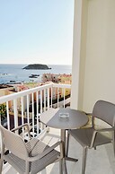 Moon Dreams Coral Beach