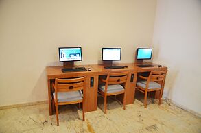 Moon Dreams Coral Beach