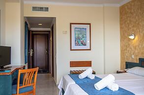 Moon Dreams Coral Beach