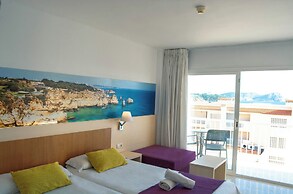 Moon Dreams Coral Beach