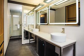 La Quinta Inn & Suites by Wyndham Winchester