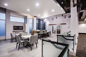 La Quinta Inn & Suites by Wyndham Winchester