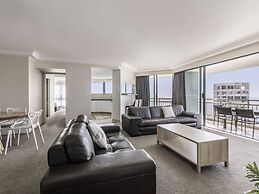 Mantra Crown Towers