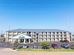 Days Inn by Wyndham Oklahoma City/Moore
