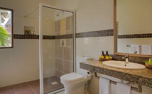 Neptune Village Beach Resort & Spa All Inclusive
