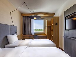 Hotel ibis Friedrichshafen Airport Messe