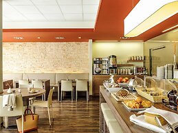 Hotel ibis Friedrichshafen Airport Messe