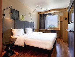 Hotel ibis Friedrichshafen Airport Messe