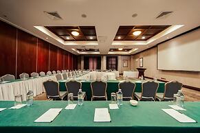 Lake Victoria Serena Golf Resort & Spa