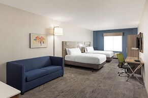 Holiday Inn Express & Suites Sacramento NE Cal Expo by IHG