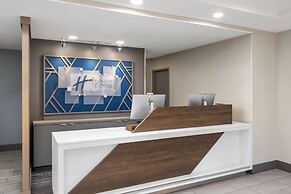 Holiday Inn Express & Suites Sacramento NE Cal Expo by IHG
