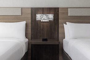 Holiday Inn Express & Suites Sacramento NE Cal Expo by IHG