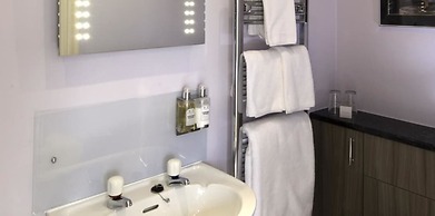 Ees Wyke Country House