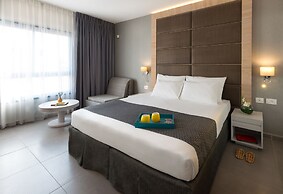 Astral Nirvana Club Hotel