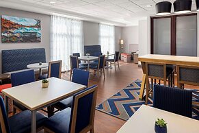 Hampton Inn Fairmont