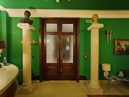 Hotel Seccy Boutique Art & Museum