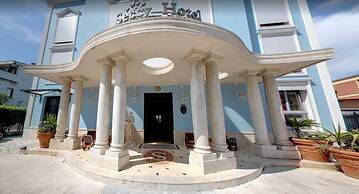 Hotel Seccy Boutique Art & Museum