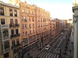 Suites Gran Via 44 Apartahotel