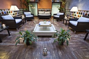 Suites Gran Via 44 Apartahotel