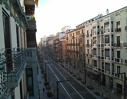 Suites Gran Via 44 Apartahotel