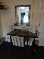 Elmswood Guest House