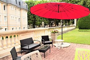 The Originals City, Archotel