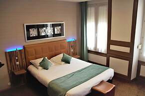 The Originals City, Archotel
