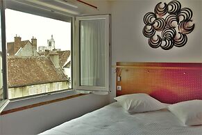 The Originals City, Archotel
