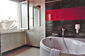 The Originals City, Archotel