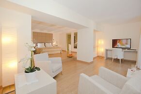 L'Hermitage Hotel & Spa