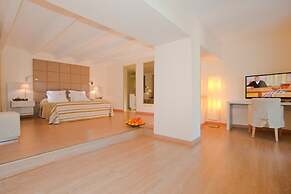 L'Hermitage Hotel & Spa