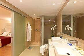 L'Hermitage Hotel & Spa