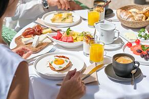 La Moraleja The Quiet Hotel- Adults Only