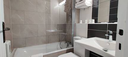 Logis Hotel Les Bleuets