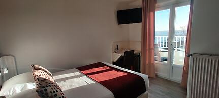 Logis Hotel Les Bleuets