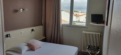 Logis Hotel Les Bleuets