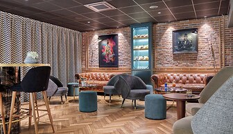 Brit Hotel Les Voyageurs