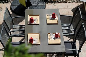Brit Hotel Le Branhoc