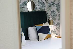 Brit Hotel Le Branhoc