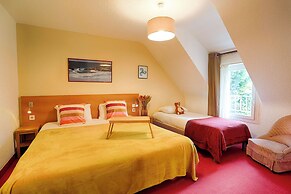 Brit Hotel Le Branhoc