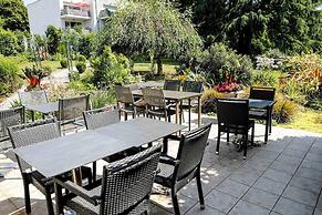 Brit Hotel Le Branhoc