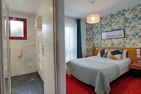 Brit Hotel Le Branhoc
