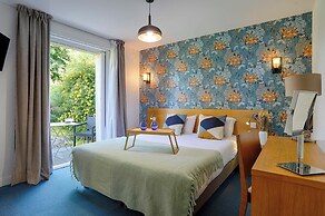 Brit Hotel Le Branhoc