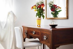 Hotel Porta Romana di Luce Hotels