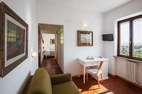 Hotel Porta Romana di Luce Hotels