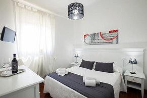 Hotel Porta Romana di Luce Hotels